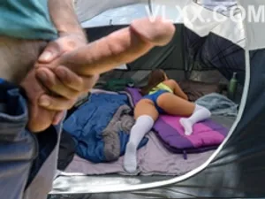 00s little loli ba người đàn ông và hai người phụ nữ 5P tiệc thác loạn lớn, cưỡi và đẩy hai con cặc vào tay cô ấy, quan hệ tình dục và bịt miệng cô ấy, bạn thân của cô ấy cũng tham gia và quan hệ tình dục từng người một, và thay phiên nhau quan hệ tình dục từ phía sau, cực kỳ dâm dục